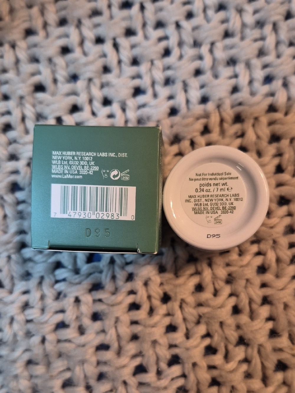 La Mer Moisturizing Cream, .24oz (7ml), NIB - Picture 3 of 3